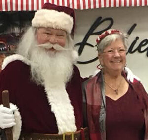 Santa Jay & Mama Swan